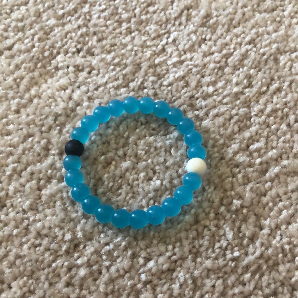 blue lokai